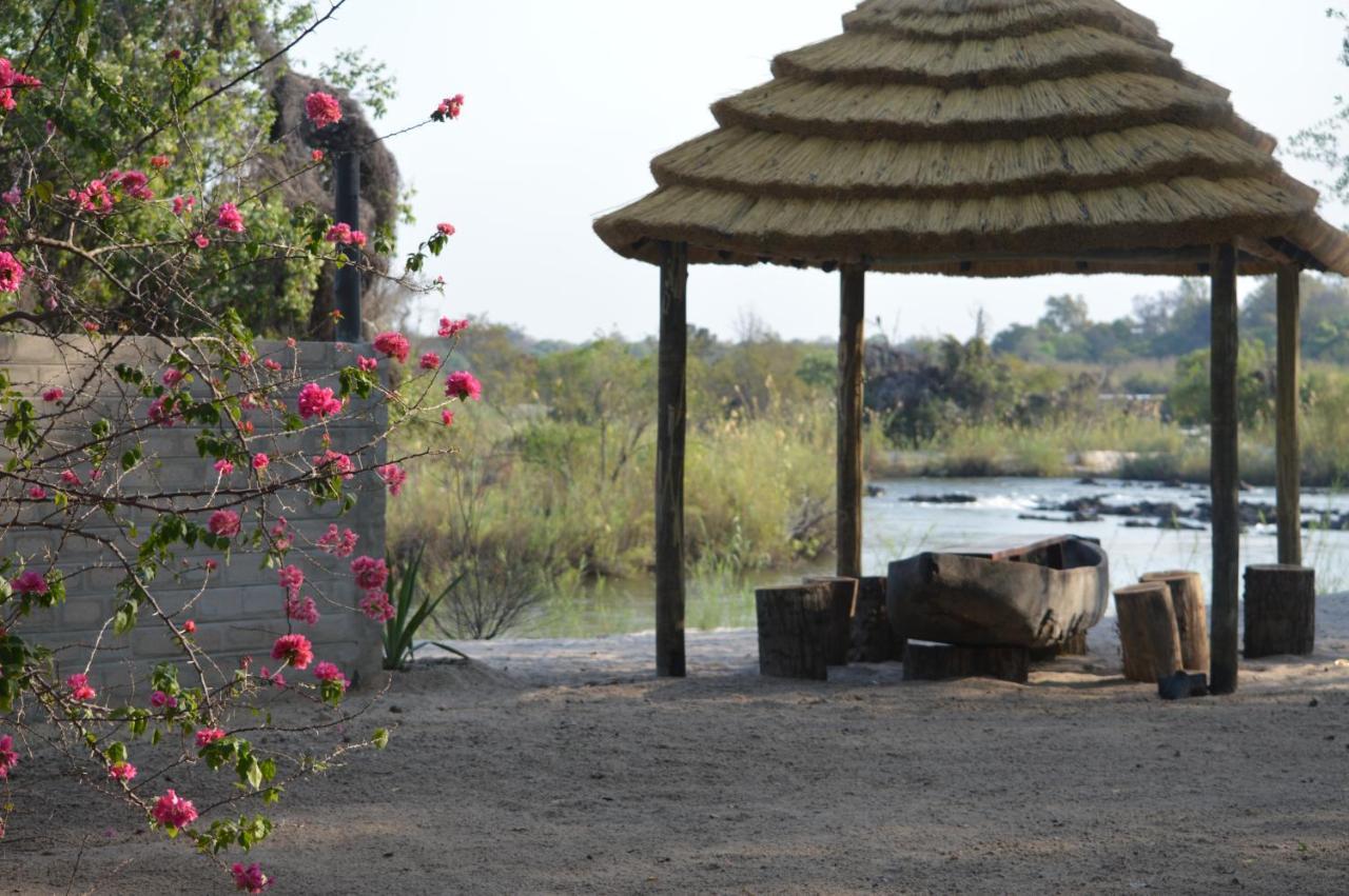 White Sands Lodge Divundu المظهر الخارجي الصورة